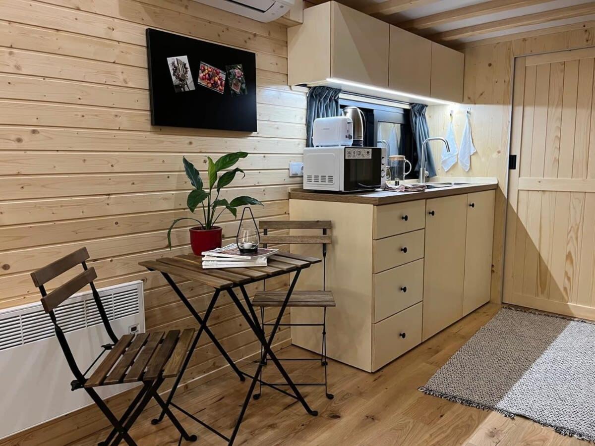 Villa Lisi Grun Tiny House By Tiny Away Sattledt Exterior foto